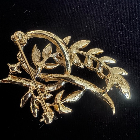 Vintage Napier, gold tone and rhinestone brooch - Picture 2 of 3